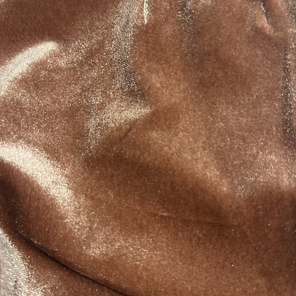 B maes boutique dress, velvet - Picture 2 of 2